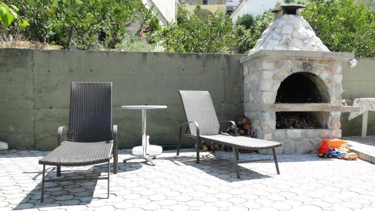 Holiday Home Apartment Tedo Klek Luaran gambar