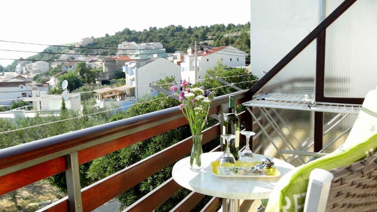 Holiday Home Apartment Tedo Klek Luaran gambar