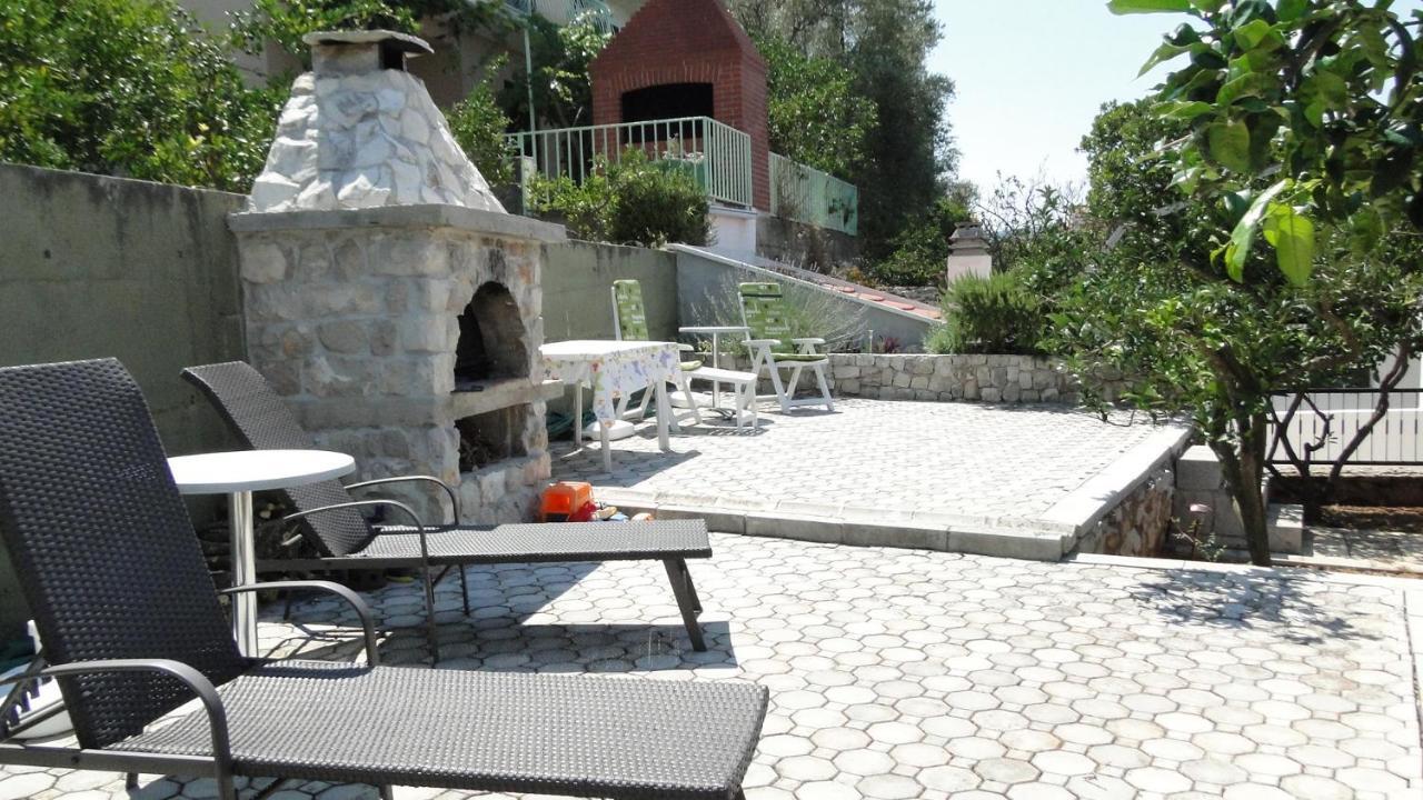 Holiday Home Apartment Tedo Klek Luaran gambar