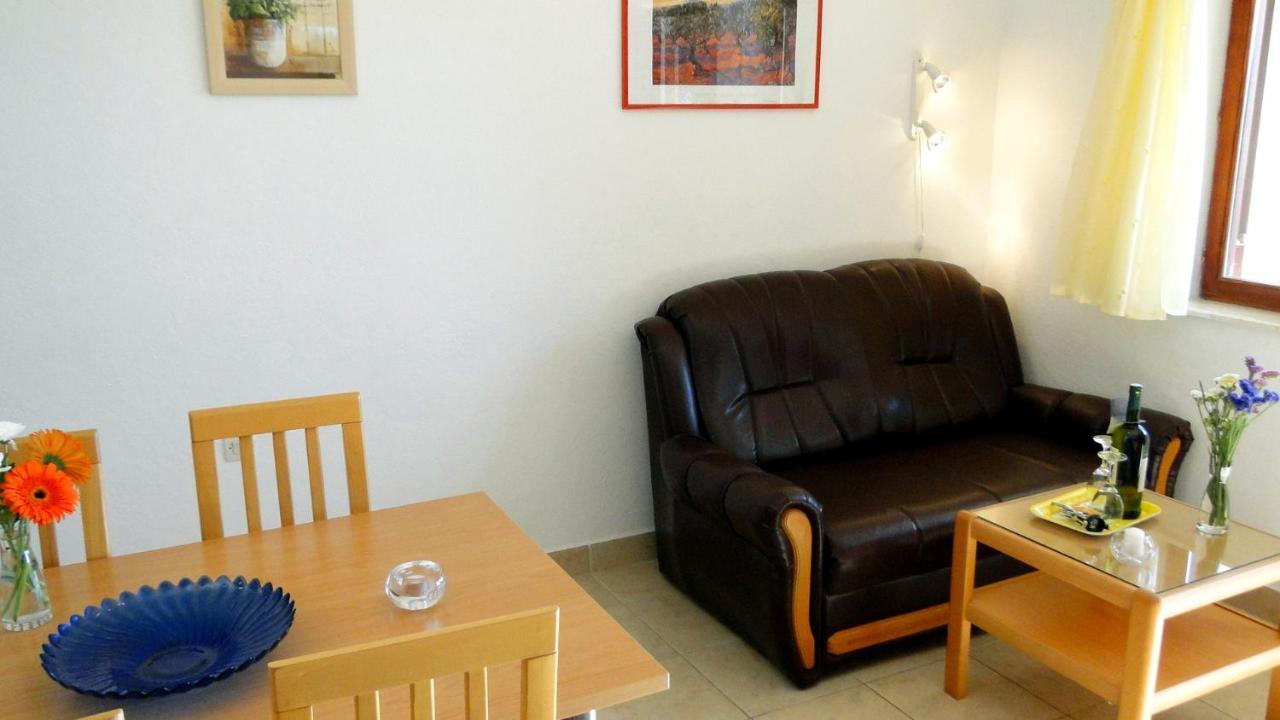 Holiday Home Apartment Tedo Klek Luaran gambar